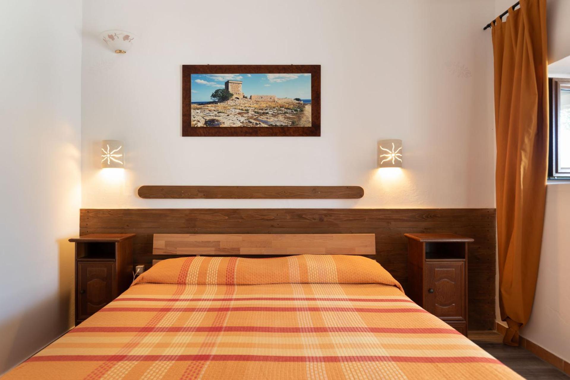 Bio-Agriturismo Masseria La Palombara サルヴェ エクステリア 写真